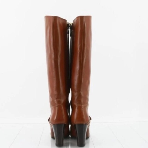 Yves Saint Laurent Brown Heeled Boots with Smooth Leather and Thick Heel - Picture 2 of 5